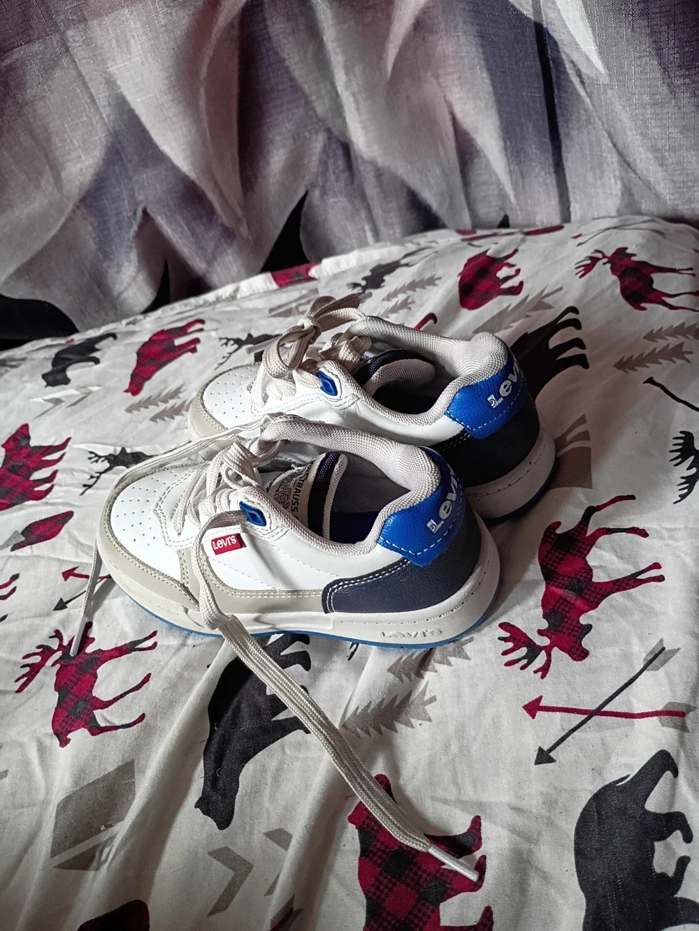 Levi's Kids White and Gray Low-Top Sneakers